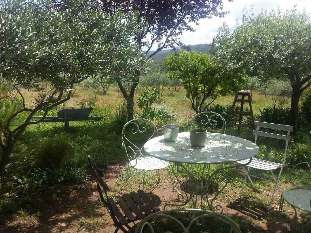 Hotel Les Anes De Petit Jean Pierrefeu-du-Var Zewnętrze zdjęcie